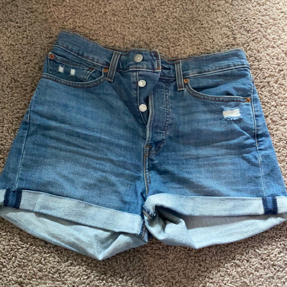 Levi’s high waist shorts